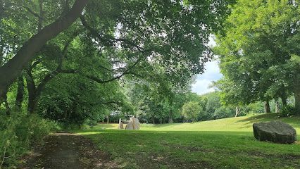 Hyrstlands Park